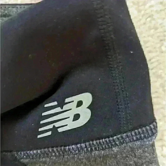 Women's New Balance Reflective Tights in excellent condition size large - Picture 5 of 5
